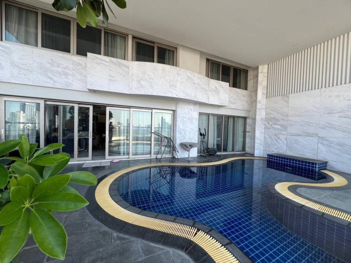 Le Raffine Sukhumvit 24