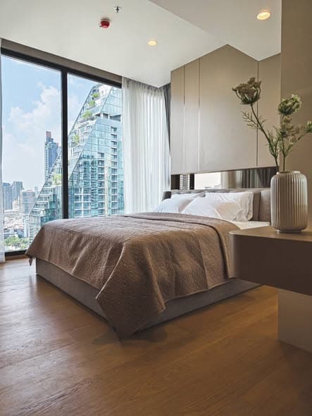 Anil Sathorn 12