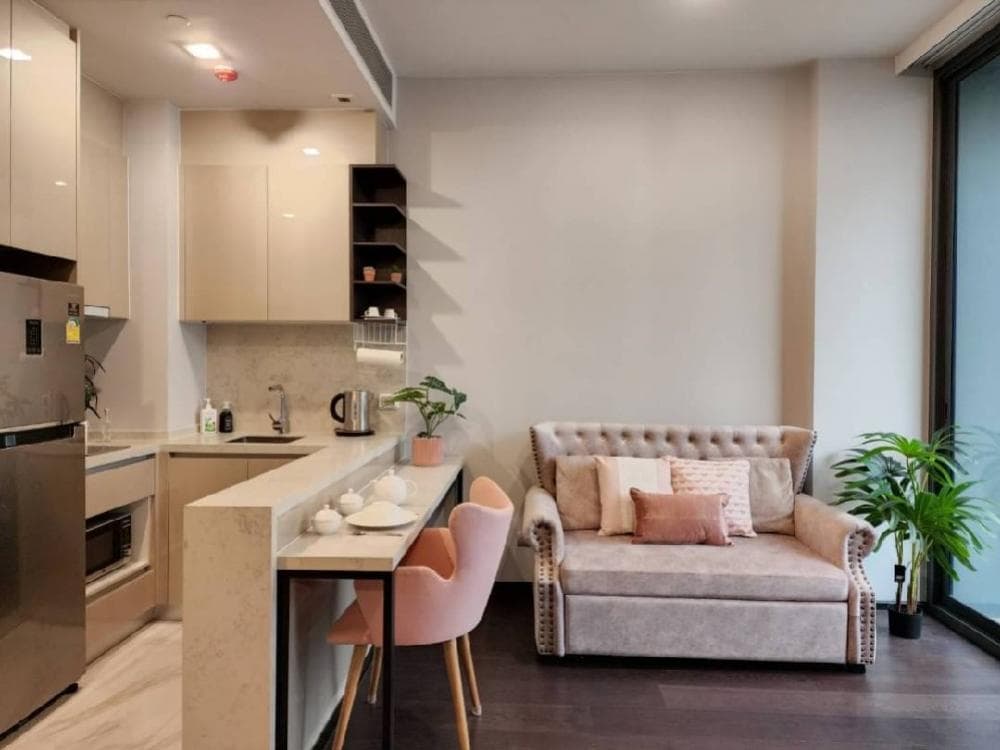 Laviq Sukhumvit 57
