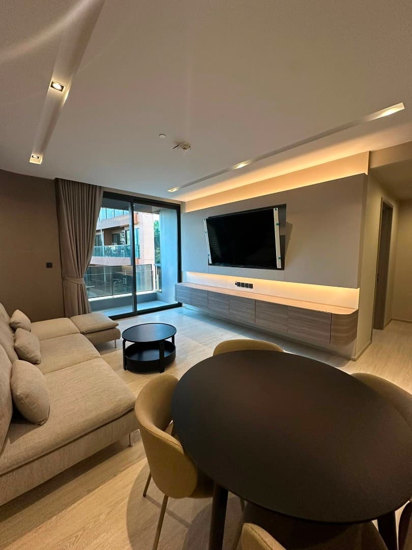 The Room Sukhumvit 38